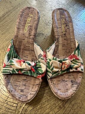 Hot Tomato Penelope Floral Tropical Wedge Sandals